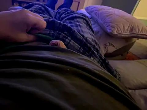 Snapshot of RichyO1977 chatting on 7, 11, 2025 RichyO1977 online show from 7, 11, 2025