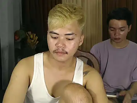 Snapshot of hot_emman chatting on 15, 4, 2026 hot emman online show from 15, 4, 2026