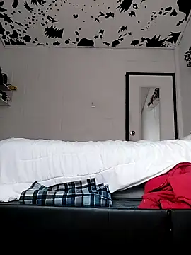 oxxy jean online show from 16, 6, 2026