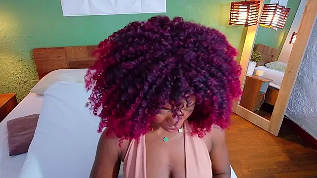 Chocolatte dreams online show from 11, 9, 2025