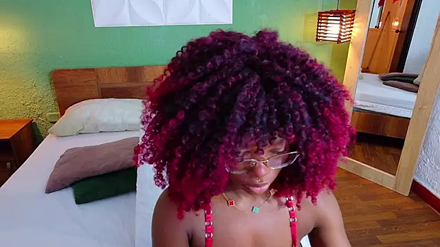 Chocolatte dreams online show from 1, 10, 2025