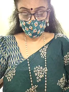 sweet-lotus online show from 10, 10, 2025