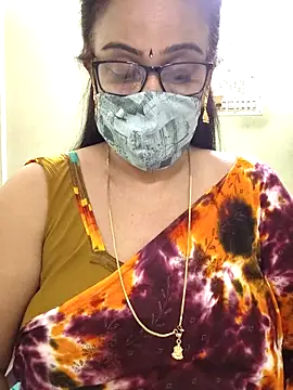 Snapshot of sweet-lotus chatting on 2, 4, 2026 sweet-lotus online show from 2, 4, 2026