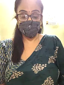 Snapshot of sweet-lotus chatting on 4, 4, 2026 sweet-lotus online show from 4, 4, 2026