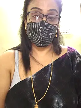 Snapshot of sweet-lotus chatting on 9, 4, 2026 sweet-lotus online show from 9, 4, 2026