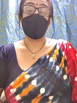 Snapshot of sweet-lotus chatting on 28, 4, 2026 sweet-lotus online show from 28, 4, 2026