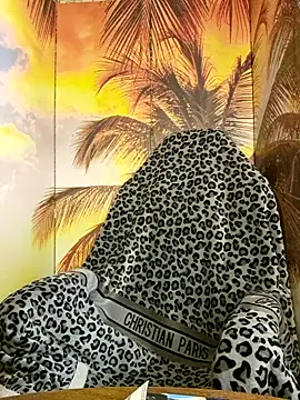 Snapshot of Miss_tits2025 chatting on 5, 3, 2026 Miss tits2025 online show from 5, 3, 2026