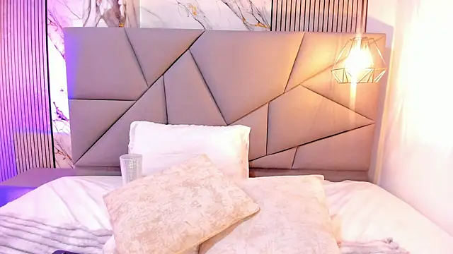 Tatihornyy online show from 1, 4, 2026