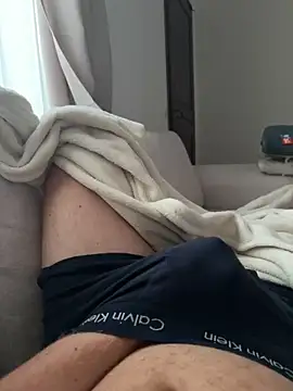 Snapshot of HommeSecret- chatting on 19, 9, 2025 HommeSecret- online show from 19, 9, 2025