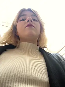 Snapshot of Cherry___Blossom chatting on 12, 9, 2025 Cherry   Blossom online show from 12, 9, 2025