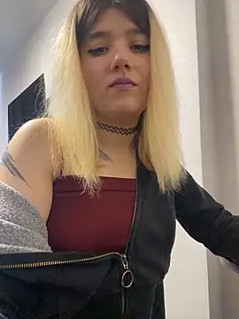 Snapshot of Cherry___Blossom chatting on 10, 3, 2026 Cherry Blossom online show from 10, 3, 2026