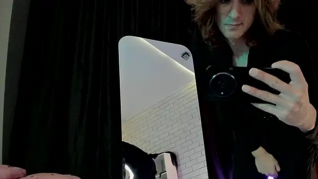 Anjela Botton online show from 15, 12, 2025