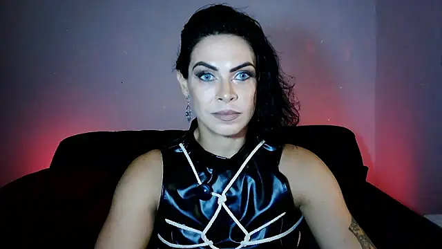 Snapshot of Veronnaink chatting on 7, 5, 2026 Veronnaink online show from 7, 5, 2026