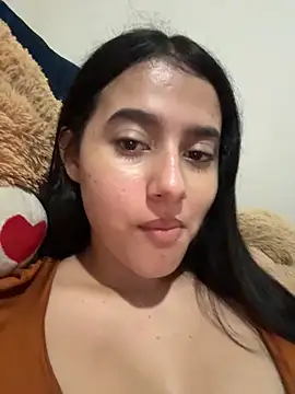 Snapshot of vikysexy283 chatting on 13, 11, 2025 vikysexy283 online show from 13, 11, 2025