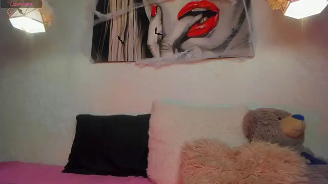 ClleoMoon online show from 19, 10, 2025