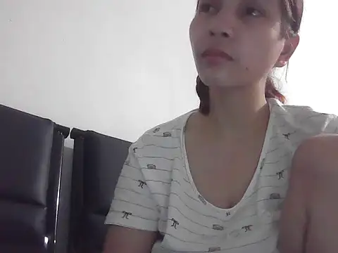 Snapshot of ivyloving4you chatting on 15, 10, 2025 ivyloving4you online show from 15, 10, 2025