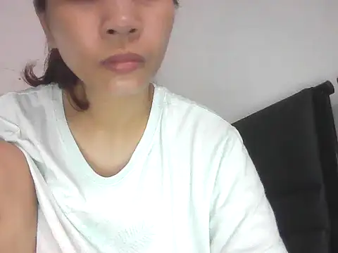 Snapshot of ivyloving4you chatting on 24, 10, 2025 ivyloving4you online show from 24, 10, 2025