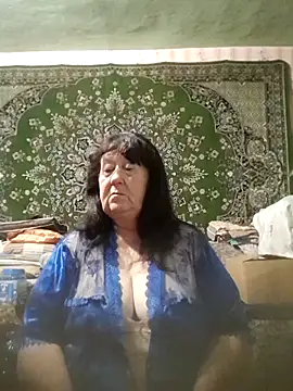 CrystalLime6411 online show from 18, 11, 2025