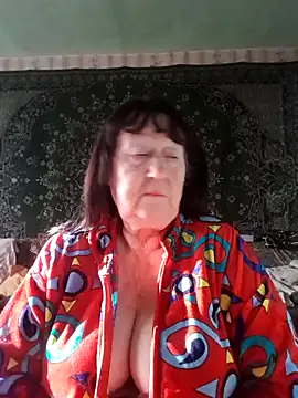 CrystalLime6411 online show from 5, 12, 2025