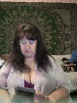 CrystalLime6411 online show from 18, 5, 2026