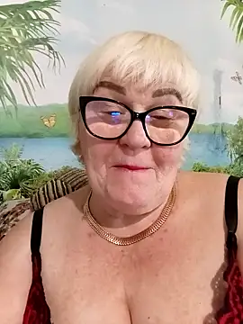 VioletSweet5566 online show from 13, 5, 2026