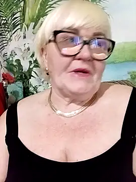 VioletSweet5566 online show from 15, 5, 2026