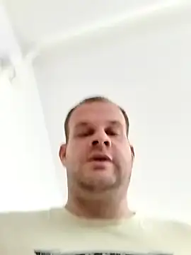 Snapshot of HardCouple33 chatting on 21, 9, 2025 HardCouple33 online show from 21, 9, 2025