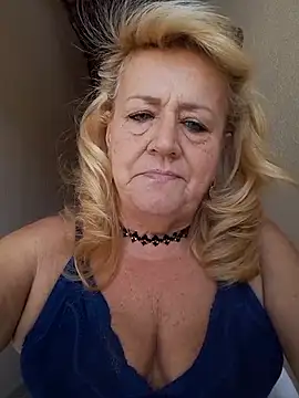 Belladama61 online show from 17, 9, 2025