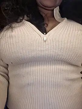 Snapshot of floresblancas chatting on 14, 10, 2025 floresblancas online show from 14, 10, 2025