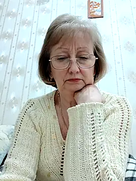 AlikaSwan5821 online show from 21, 3, 2026