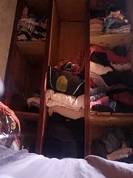 Snapshot of jojo1986No chatting on 15, 10, 2025 jojo1986No online show from 15, 10, 2025