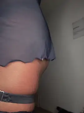  foreigntitts online show from 27, 9, 2025