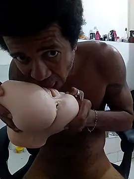 moreno25centimetro online show from 12, 1, 2026