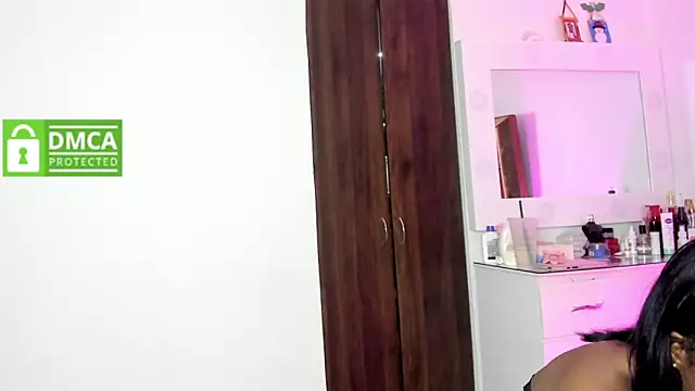 Mina holly online show from 26, 3, 2026