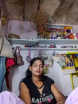 Snapshot of Sexy_punamji chatting on 11, 9, 2025 Sexy punamji online show from 11, 9, 2025