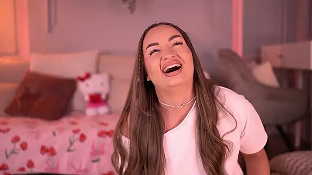 Snapshot of MillaSerene chatting on 7, 3, 2026 MillaSerene online show from 7, 3, 2026