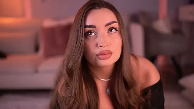 Snapshot of MillaSerene chatting on 17, 3, 2026 MillaSerene online show from 17, 3, 2026