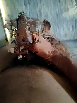 sexy boy 47 online show from 14, 12, 2025