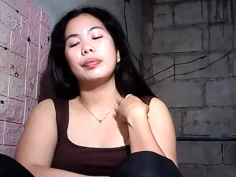 Snapshot of pinaysinglemommm chatting on 5, 3, 2026 pinaysinglemommm online show from 5, 3, 2026