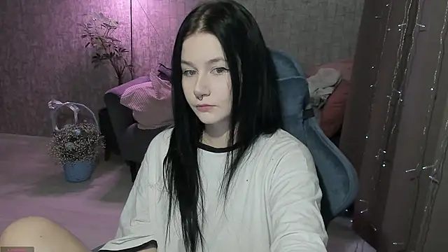 AlinaGreeeen online show from 9, 10, 2025