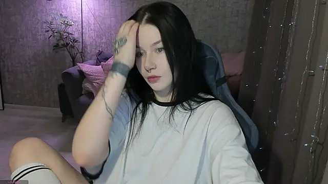 AlinaGreeeen online show from 16, 10, 2025