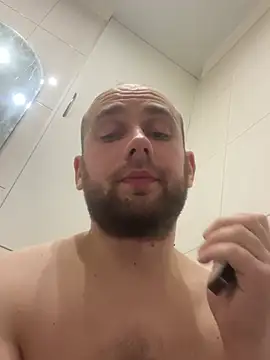 LuckyGirlfriends online show from 9, 3, 2026