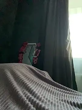 Snapshot of FavoriteKira chatting on 18, 10, 2025 FavoriteKira online show from 18, 10, 2025