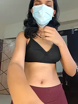 Shivani2002 online show from 28, 4, 2026