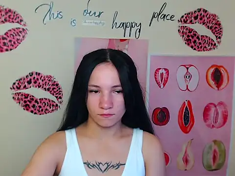 Snapshot of Em7MaA chatting on 9, 9, 2025 Em7MaA online show from 9, 9, 2025