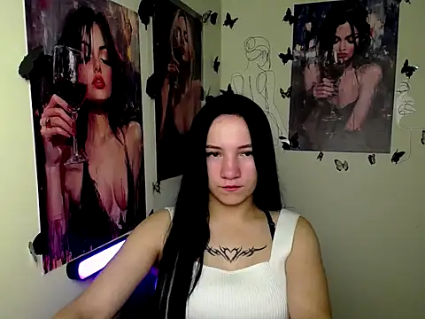 Snapshot of Em7MaA chatting on 28, 9, 2025 Em7MaA online show from 28, 9, 2025