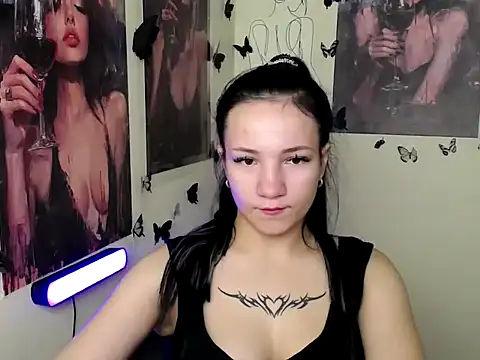 Snapshot of Em7MaA chatting on 19, 10, 2025 Em7MaA online show from 19, 10, 2025