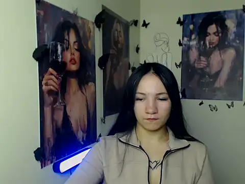 Snapshot of Em7MaA chatting on 28, 10, 2025 Em7MaA online show from 28, 10, 2025