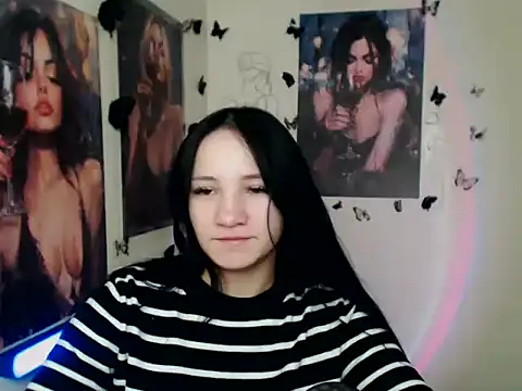 Snapshot of Em7MaA chatting on 8, 1, 2026 Em7MaA online show from 8, 1, 2026