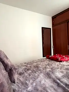 Cutie blondie online show from 2, 12, 2025